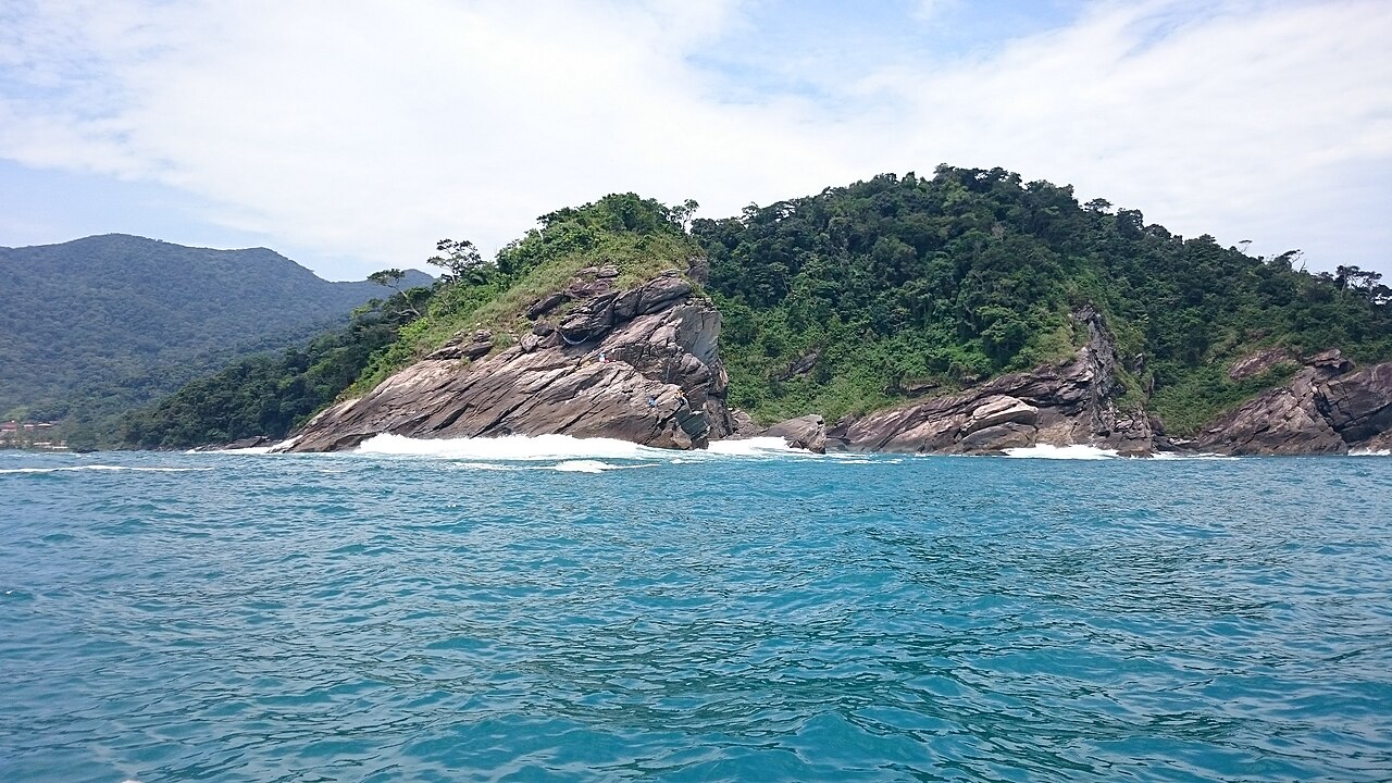 De frente a Ilha do Aparas - panoramio
