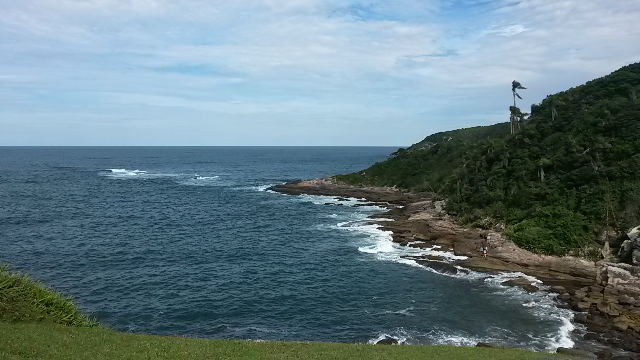 Praia da Sepultura - Bombinhas, Santa Catarina, Brasil