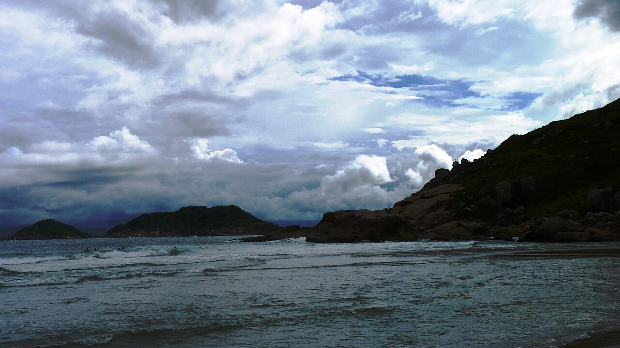 Praia dos Naufragados (5375683489)