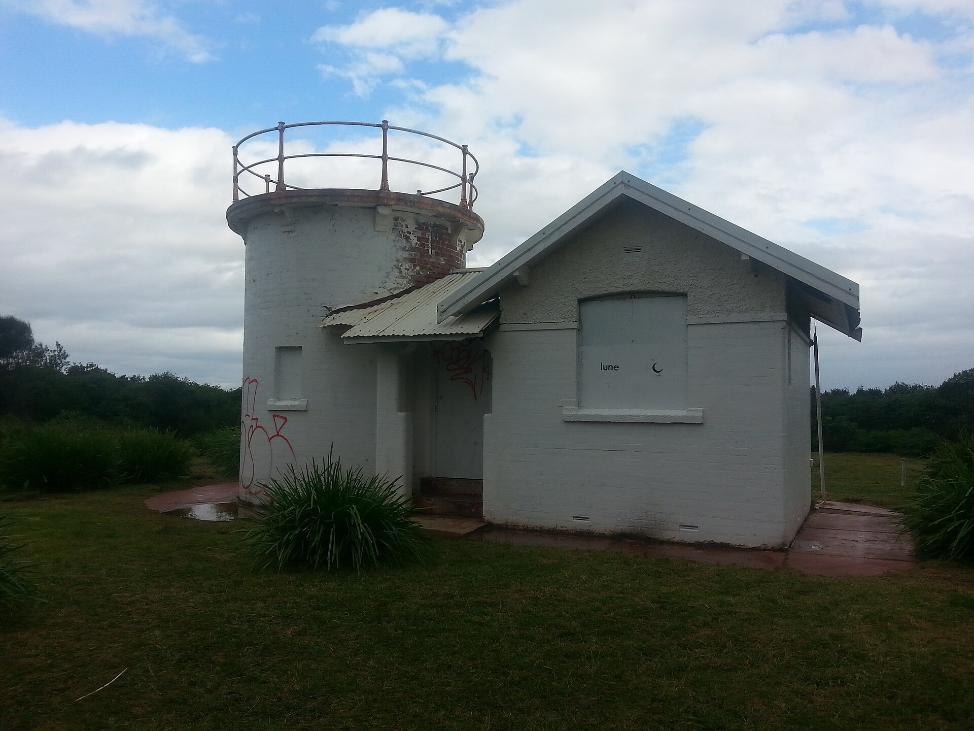 Crookhaven Heads Light