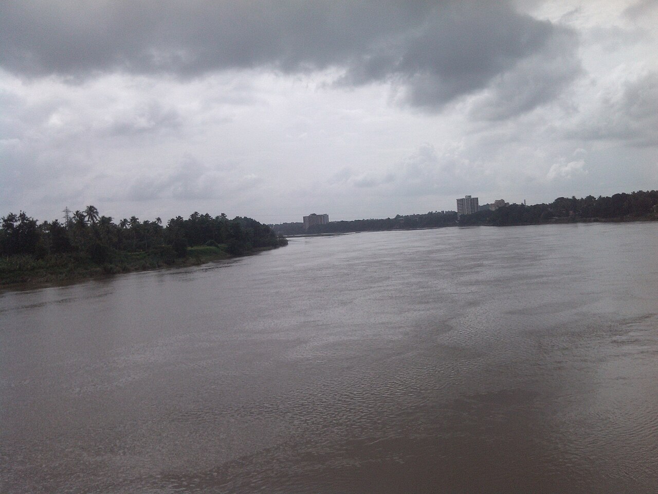Taken from train, Periyar River, Alwaye, Ernakulam C360 2013-08-10-09-45-44