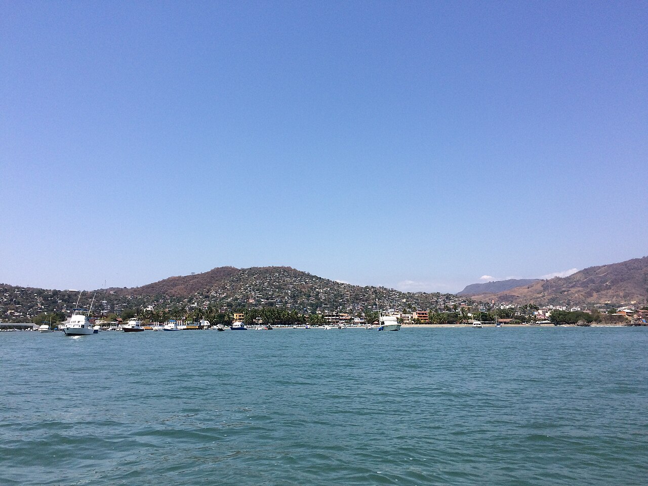 Zihuatanejo from Bahia Zihuatanejo