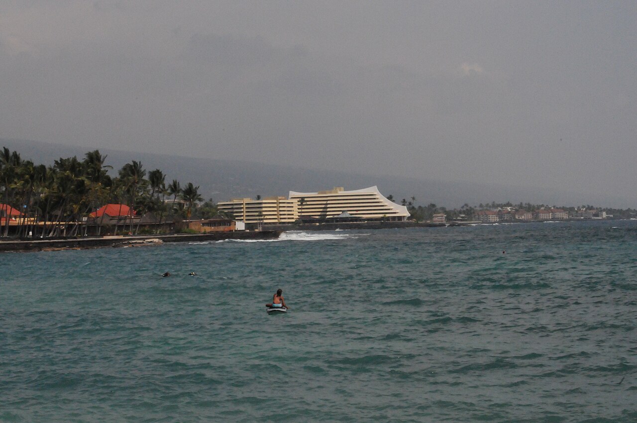 Royal Kona Hotel - panoramio