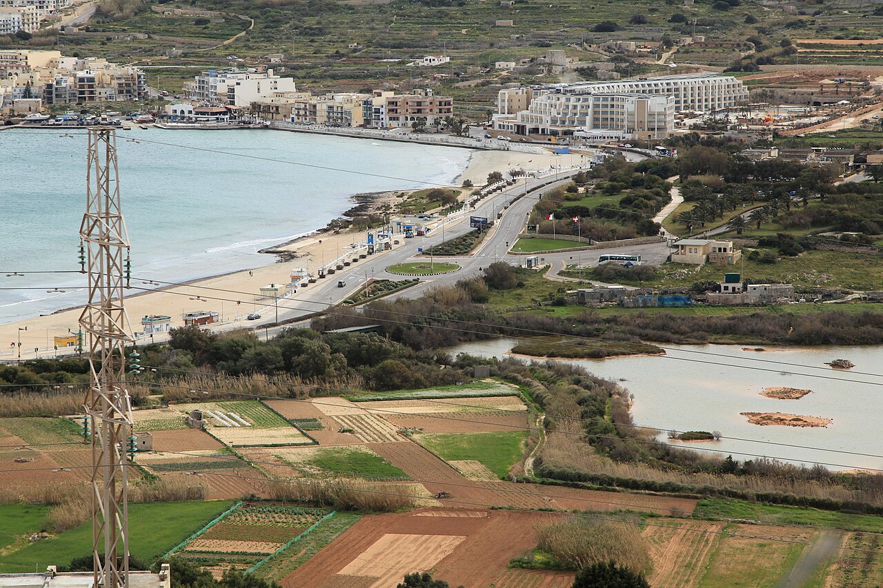 Malta - Mellieha - Triq il-Marfa - Mellieha Bay + Ghadira Nature Reserve (St. Agatha's Tower) 02 ies