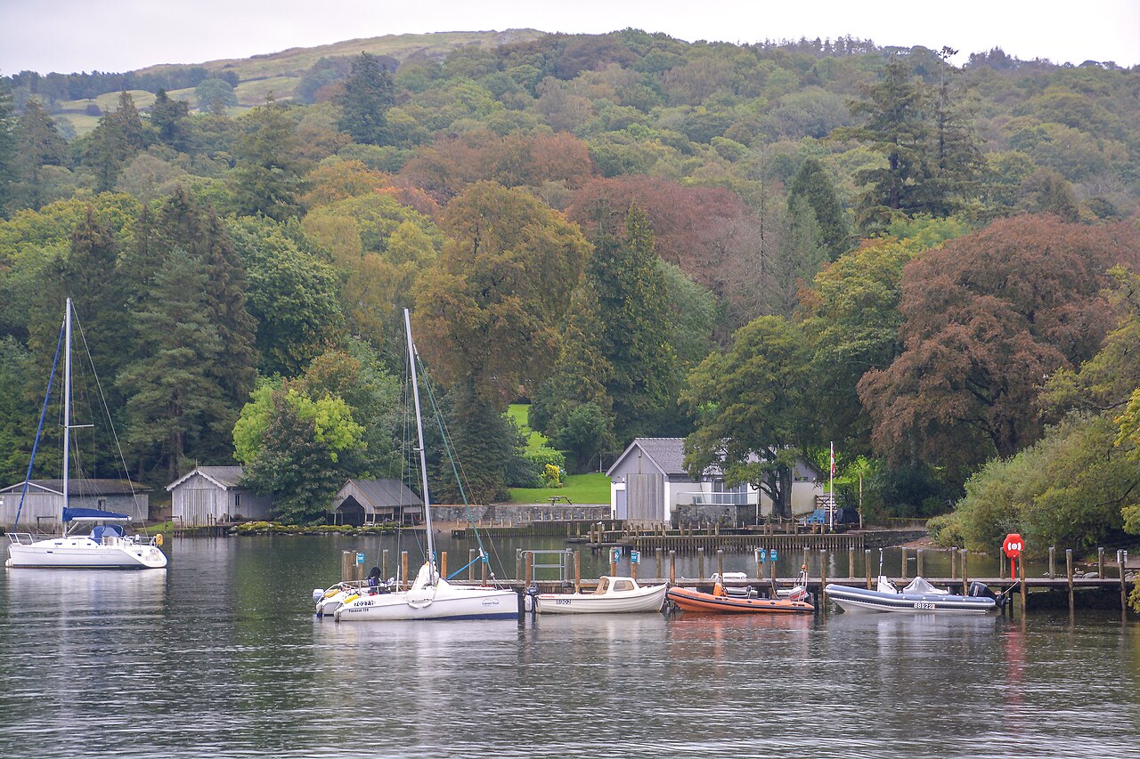 Lakes , Brockhole Landing - geograph.org.uk - 6327515