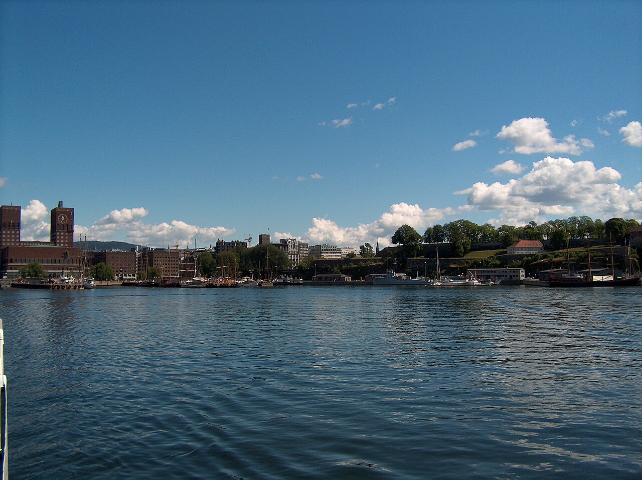 Oslo harbor, Oslo Fjord - panoramio